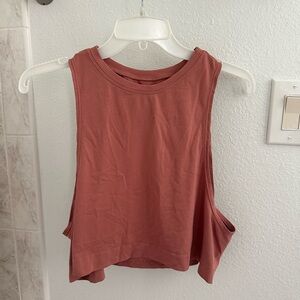 Women's Amazon gym crop top